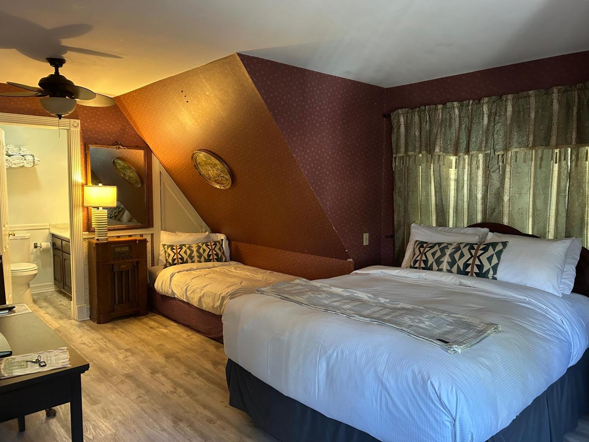 Arrowhead Bed & Breakfast Lake Arrowhead