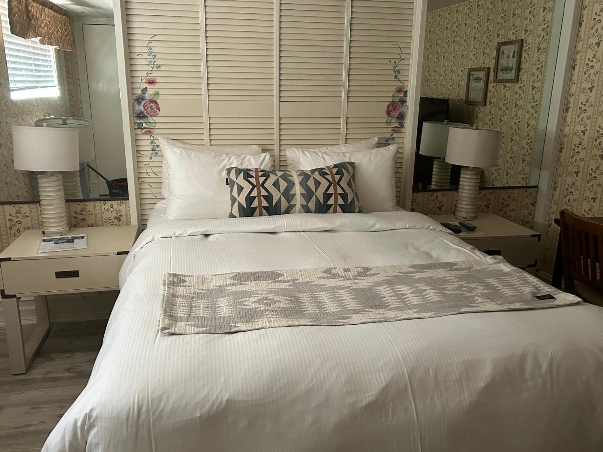 Arrowhead Bed & Breakfast 3*